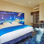 Hotel Kyriad Poitiers Jules Verne Site Du Futuroscope 3*