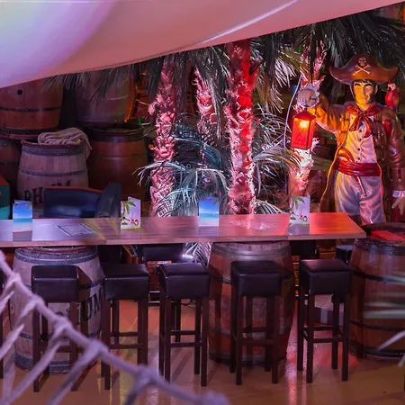 Kyriad Poitiers Jules Verne Site Du Futuroscope 沙斯讷伊迪普瓦图