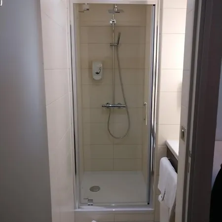 Hotel Kyriad Poitiers Jules Verne Site Du Futuroscope