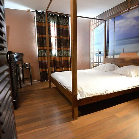 Kyriad Poitiers Jules Verne Site Du Futuroscope 3*