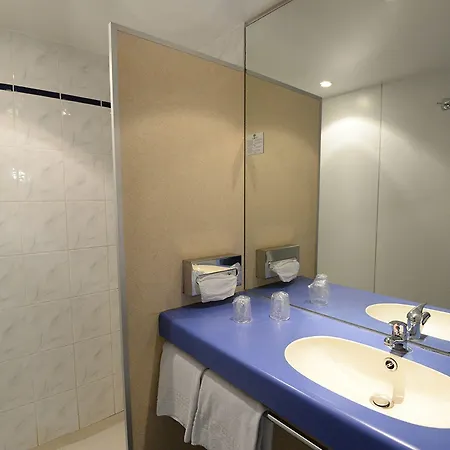 Kyriad Poitiers Jules Verne Site Du Futuroscope 酒店 沙斯讷伊迪普瓦图