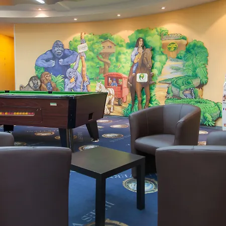 Hotel Kyriad Poitiers Jules Verne Site Du Futuroscope