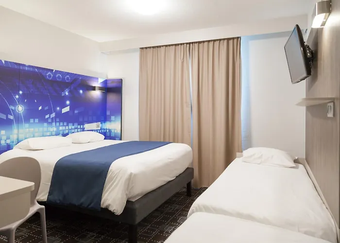 Hotel Kyriad Poitiers Jules Verne Site Du Futuroscope 3*