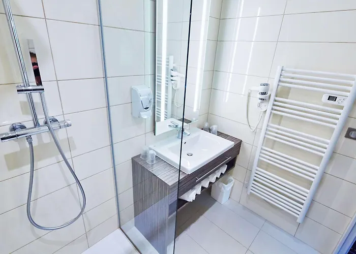 Hotel Kyriad Poitiers Jules Verne Site Du Futuroscope Chasseneuil-du-Poitou