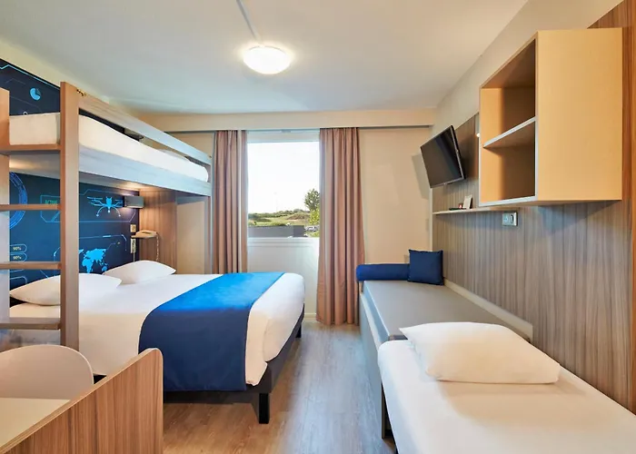 Kyriad Poitiers Jules Verne Site Du Futuroscope Hotel Chasseneuil-du-Poitou