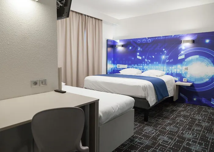 Hotel Kyriad Poitiers Jules Verne Site Du Futuroscope 3*