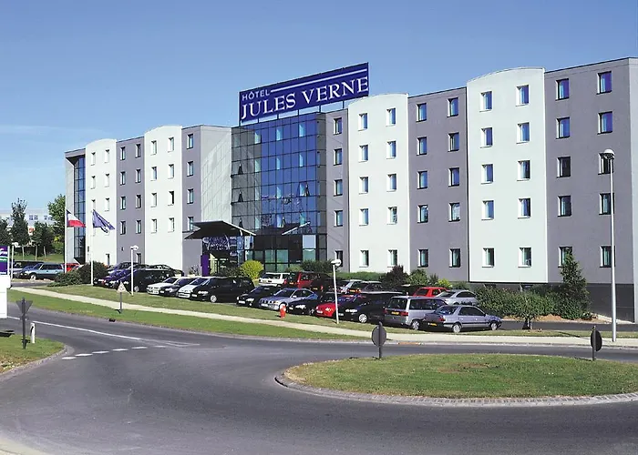 Kyriad Poitiers Jules Verne Site Du Futuroscope Hotel 3*