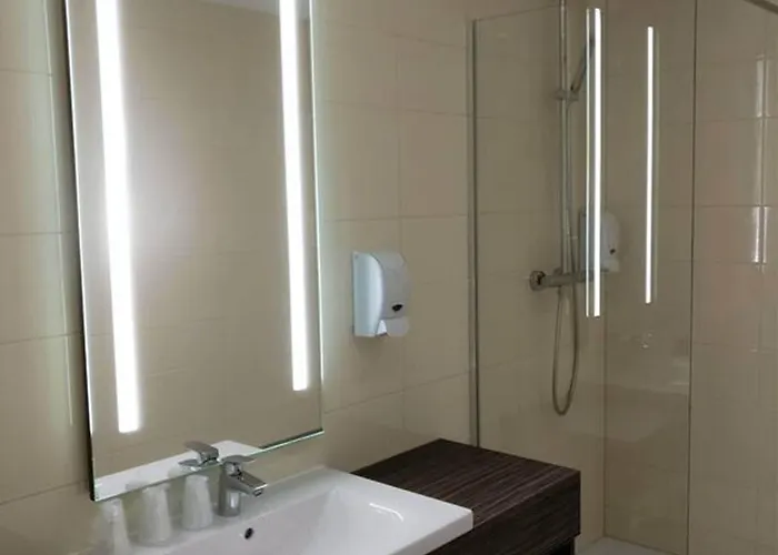 Hotel Kyriad Poitiers Jules Verne Site Du Futuroscope Chasseneuil-du-Poitou