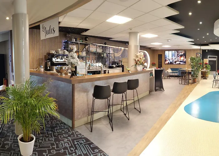 Hotel Kyriad Poitiers Jules Verne Site Du Futuroscope 3*